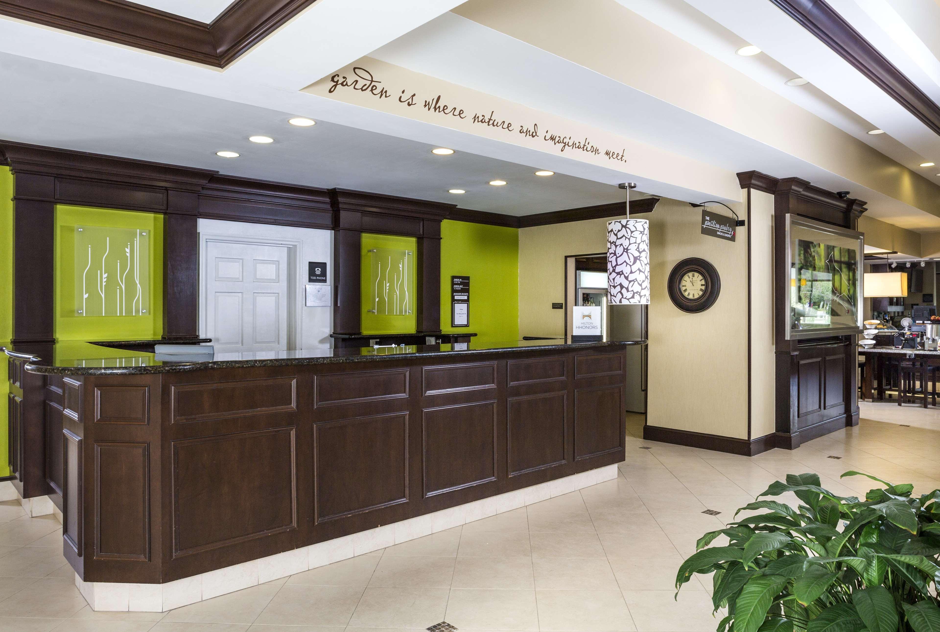 Hilton Garden Inn Hampton Coliseum Central Extérieur photo