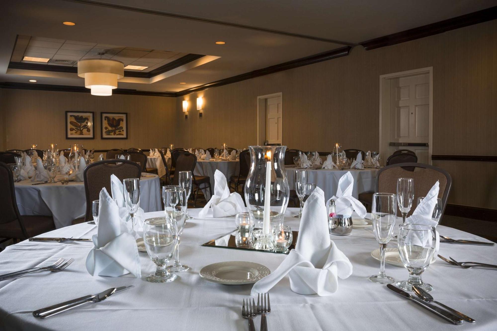 Hilton Garden Inn Hampton Coliseum Central Extérieur photo