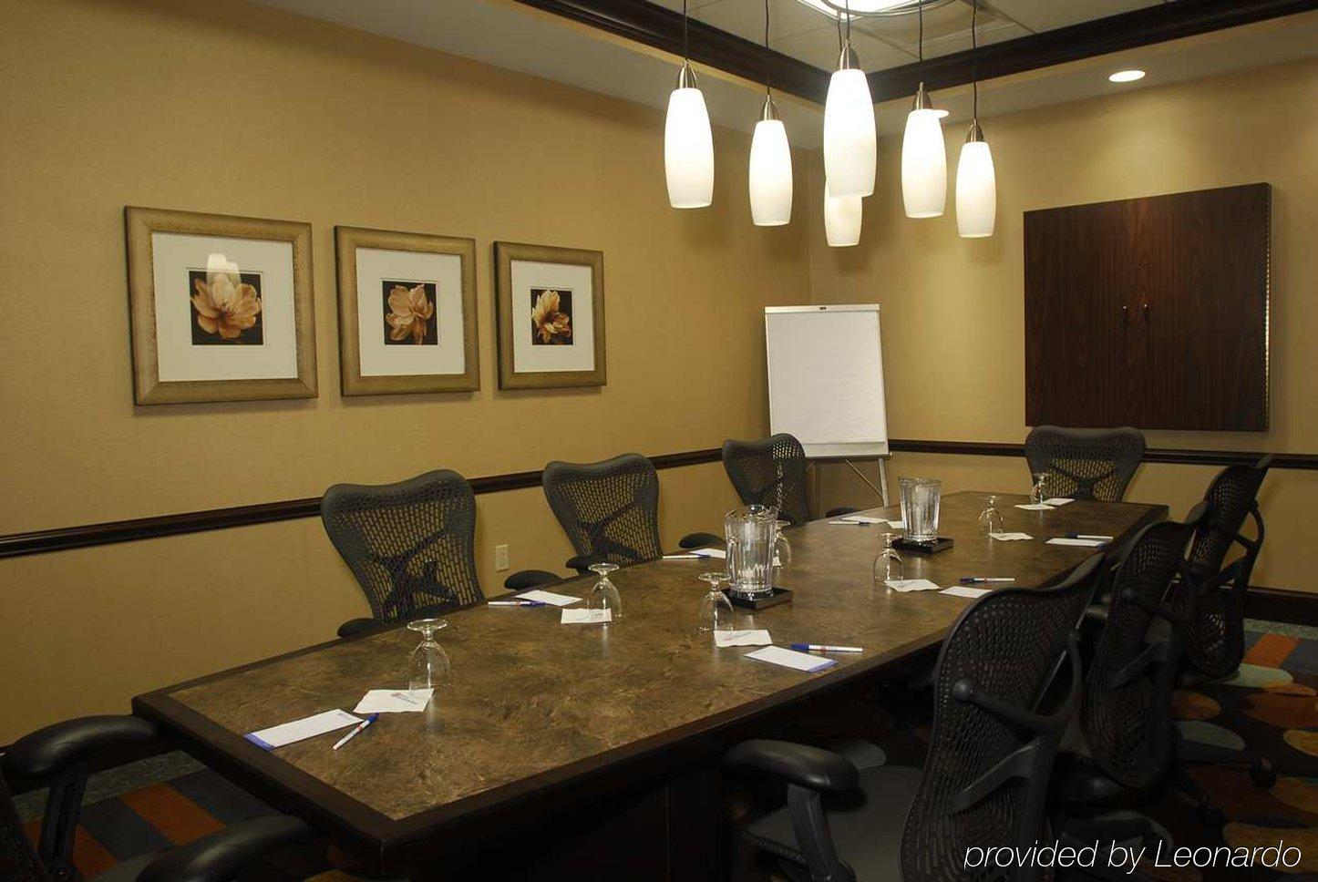 Hilton Garden Inn Hampton Coliseum Central Facilités photo