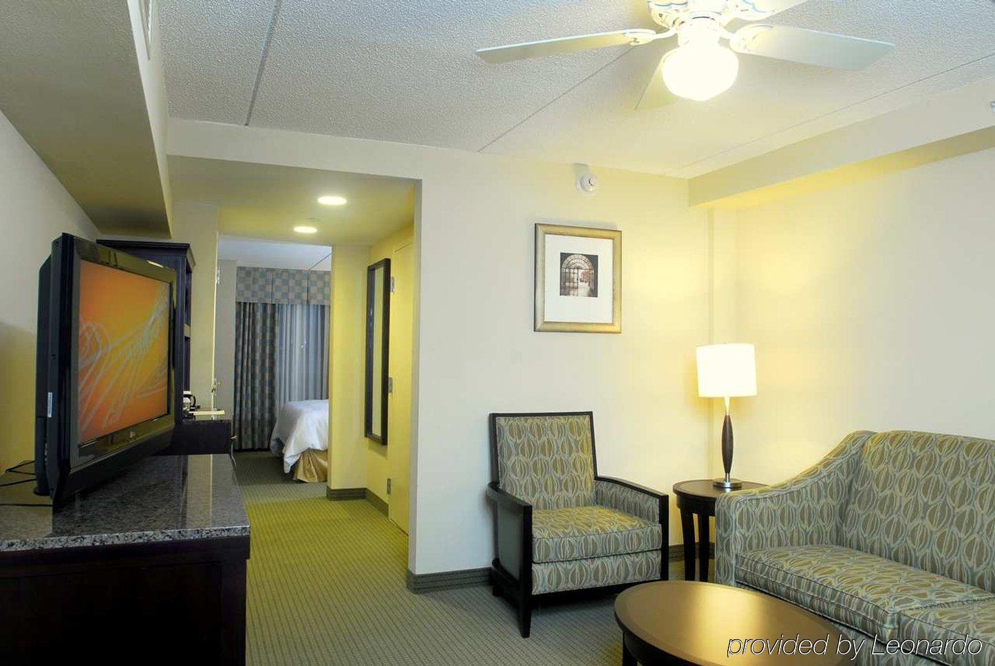 Hilton Garden Inn Hampton Coliseum Central Chambre photo